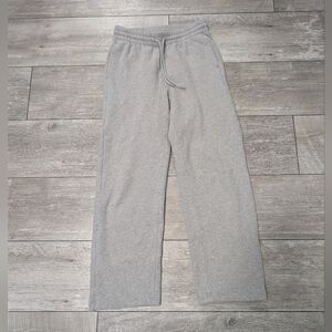 ARITZIA xs grey cozy fleece sweatpants